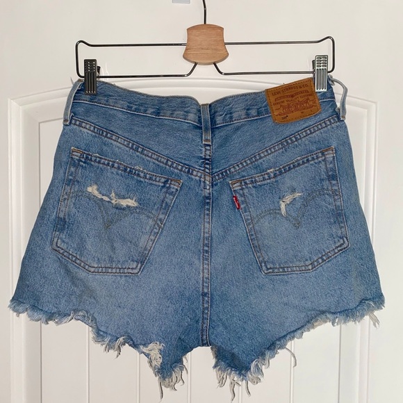 Levi’s 501 shorts size 27 (4) - Picture 3 of 3